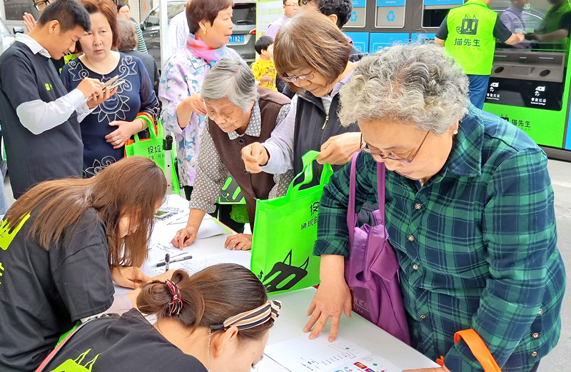 上海智能分類垃圾箱,上海智能垃圾箱廠家 上海智能分類垃圾箱,上海智能垃圾箱廠家